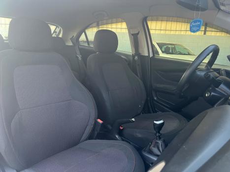 CHEVROLET Onix Hatch 1.4 4P FLEX LT, Foto 11 CHEVROLET Onix Hatch 1.4 4P FLEX LT, Foto 11