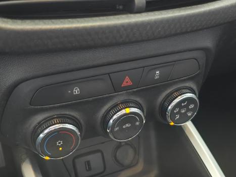 CHEVROLET Onix Hatch 1.0 12V 4P FLEX LT TURBO, Foto 14 CHEVROLET Onix Hatch 1.0 12V 4P FLEX LT TURBO, Foto 14