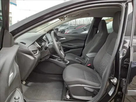 CHEVROLET Onix Hatch 1.0 4P FLEX LT PLUS, Foto 9 CHEVROLET Onix Hatch 1.0 4P FLEX LT PLUS, Foto 9