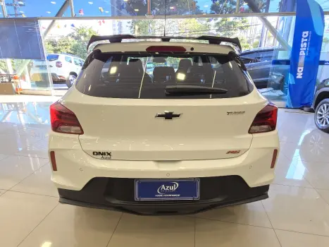 CHEVROLET Onix Hatch 1.0 12V 4P FLEX RS TURBO AUTOMTICO, Foto 5