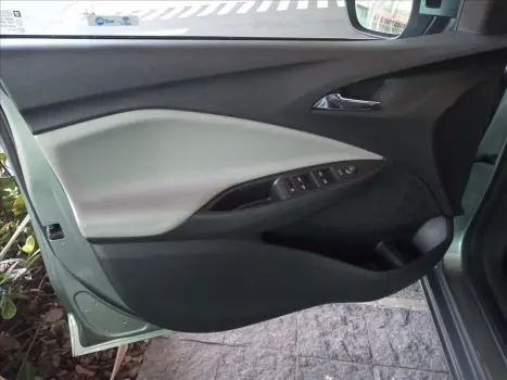 CHEVROLET Onix Hatch 1.0 12V 4P FLEX PREMIER TURBO AUTOMTICO, Foto 12