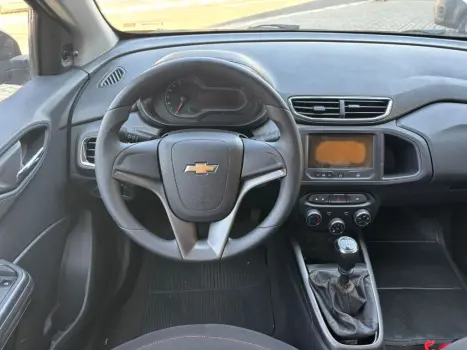 CHEVROLET Onix Hatch 1.4 4P FLEX LT, Foto 8 CHEVROLET Onix Hatch 1.4 4P FLEX LT, Foto 8