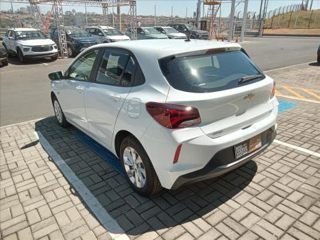 CHEVROLET Onix Hatch 1.0 4P FLEX LT, Foto 6 CHEVROLET Onix Hatch 1.0 4P FLEX LT, Foto 6
