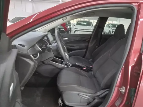 CHEVROLET Onix Hatch 1.0 4P FLEX LT, Foto 8 CHEVROLET Onix Hatch 1.0 4P FLEX LT, Foto 8