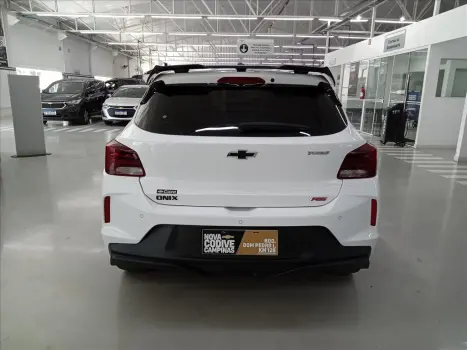 CHEVROLET Onix Hatch 1.0 12V 4P FLEX TURBO AUTOMÁTICO, Foto 2 CHEVROLET Onix Hatch 1.0 12V 4P FLEX TURBO AUTOMÁTICO, Foto 2