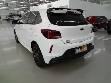 CHEVROLET Onix Hatch 1.0 12V 4P FLEX TURBO AUTOMÁTICO, Foto 6 CHEVROLET Onix Hatch 1.0 12V 4P FLEX TURBO AUTOMÁTICO, Foto 6