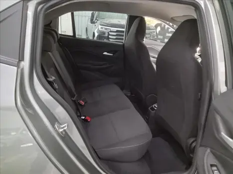 CHEVROLET Onix Hatch 1.0 4P FLEX LT, Foto 12 CHEVROLET Onix Hatch 1.0 4P FLEX LT, Foto 12