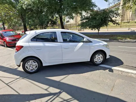 CHEVROLET Onix Hatch 1.0 4P FLEX LT, Foto 8 CHEVROLET Onix Hatch 1.0 4P FLEX LT, Foto 8