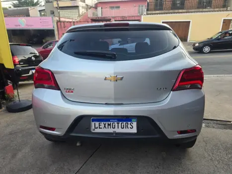 CHEVROLET Onix Hatch 1.4 4P FLEX LT, Foto 6