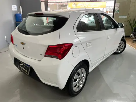 CHEVROLET Onix Hatch 1.4 4P FLEX LT AUTOMTICO, Foto 6