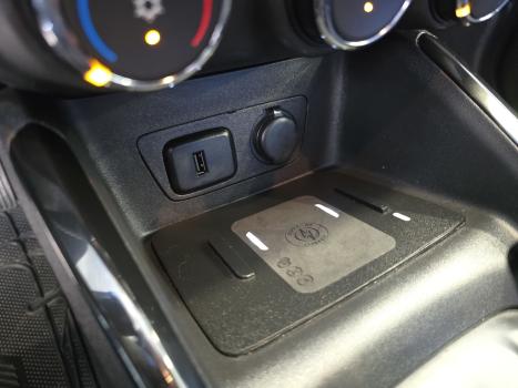 CHEVROLET Onix Hatch 1.0 12V 4P FLEX RS TURBO AUTOMÁTICO, Foto 14 CHEVROLET Onix Hatch 1.0 12V 4P FLEX RS TURBO AUTOMÁTICO, Foto 14