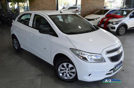CHEVROLET Onix Hatch 1.0 4P FLEX LT, Foto 2 CHEVROLET Onix Hatch 1.0 4P FLEX LT, Foto 2