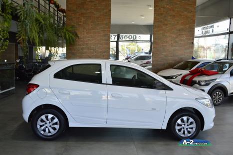 CHEVROLET Onix Hatch 1.0 4P FLEX LT, Foto 8 CHEVROLET Onix Hatch 1.0 4P FLEX LT, Foto 8
