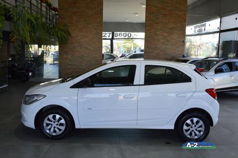 CHEVROLET Onix Hatch 1.0 4P FLEX LT, Foto 9 CHEVROLET Onix Hatch 1.0 4P FLEX LT, Foto 9