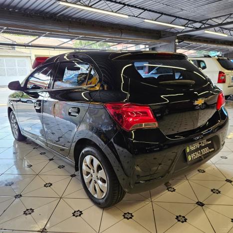 CHEVROLET Onix Hatch 1.0 12V 4P FLEX LT, Foto 7 CHEVROLET Onix Hatch 1.0 12V 4P FLEX LT, Foto 7