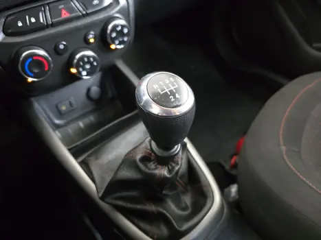 CHEVROLET Onix Hatch 1.4 4P FLEX LTZ, Foto 9 CHEVROLET Onix Hatch 1.4 4P FLEX LTZ, Foto 9