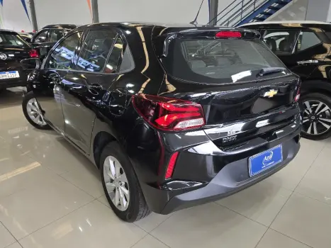CHEVROLET Onix Hatch 1.0 4P FLEX LT, Foto 4 CHEVROLET Onix Hatch 1.0 4P FLEX LT, Foto 4