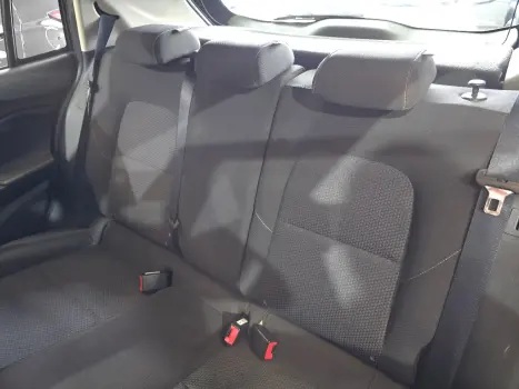 CHEVROLET Onix Hatch 1.0 4P FLEX LT, Foto 16 CHEVROLET Onix Hatch 1.0 4P FLEX LT, Foto 16