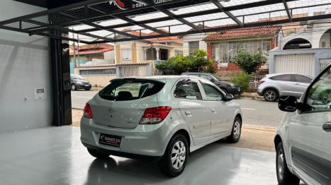 CHEVROLET Onix Hatch 1.0 4P FLEX LT, Foto 4