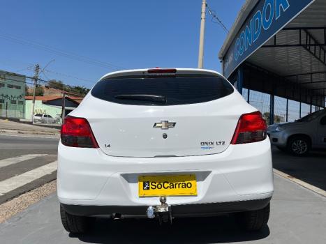 CHEVROLET Onix Hatch 1.4 4P FLEX LTZ, Foto 15