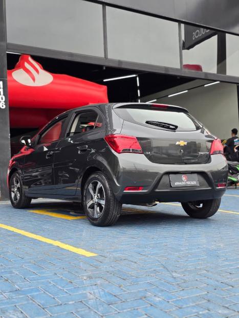 CHEVROLET Onix Hatch 1.4 4P FLEX LTZ AUTOMTICO, Foto 4