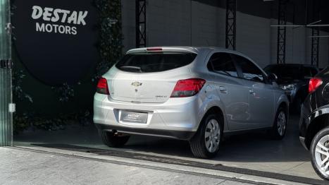 CHEVROLET Onix Hatch 1.4 4P FLEX LT, Foto 2