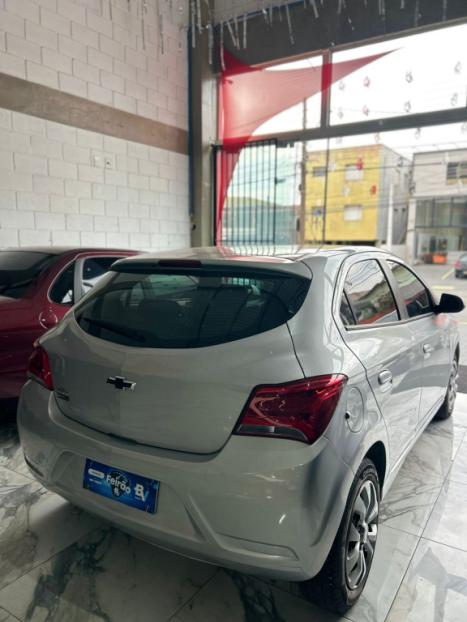 CHEVROLET Onix Hatch 1.0 4P FLEX JOY BLACK, Foto 4