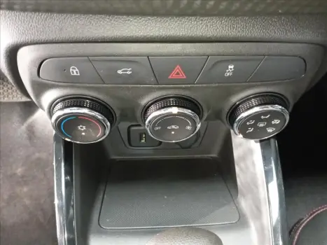 CHEVROLET Onix Hatch 1.0 12V 4P FLEX RS TURBO AUTOMTICO, Foto 10