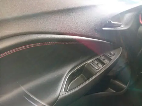 CHEVROLET Onix Hatch 1.0 12V 4P FLEX RS TURBO AUTOMTICO, Foto 13