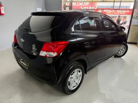 CHEVROLET Onix Hatch 1.0 4P FLEX LT, Foto 4