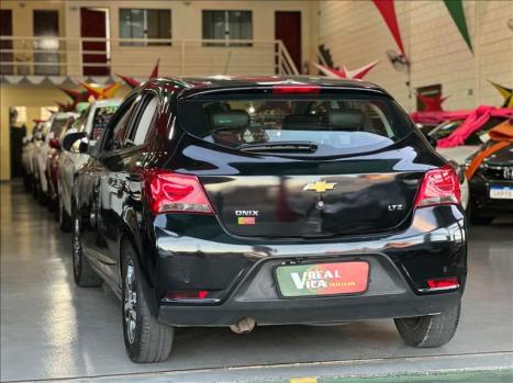 CHEVROLET Onix Hatch 1.4 4P FLEX LTZ AUTOMTICO, Foto 8