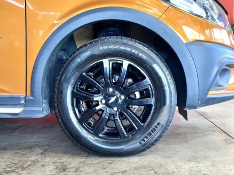 CHEVROLET Onix Hatch 1.4 4P FLEX ACTIV AUTOMTICO, Foto 6