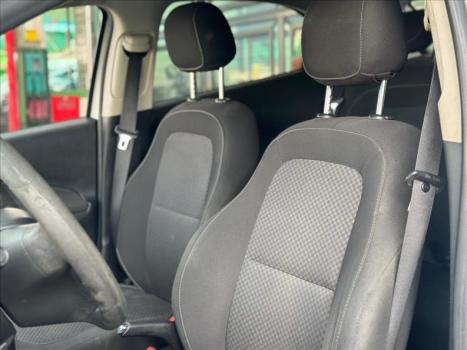 CHEVROLET Onix Hatch 1.4 4P FLEX ADVANTAGE AUTOM�TICO, Foto 6