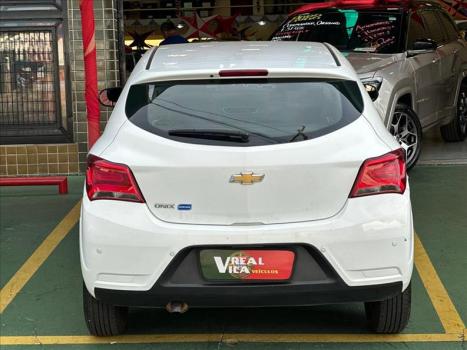 CHEVROLET Onix Hatch 1.4 4P FLEX ADVANTAGE AUTOM�TICO, Foto 9