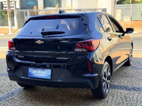 CHEVROLET Onix Hatch 1.0 12V 4P FLEX PREMIER TURBO AUTOM�TICO, Foto 4