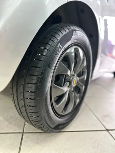 CHEVROLET Onix Hatch 1.0 4P FLEX JOY BLACK, Foto 9