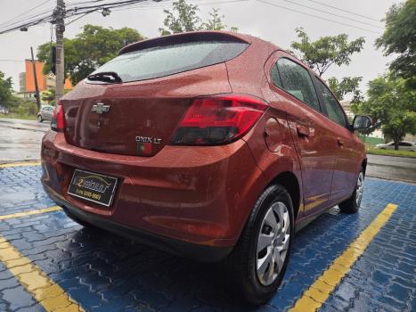 CHEVROLET Onix Hatch 1.4 4P FLEX LT, Foto 7