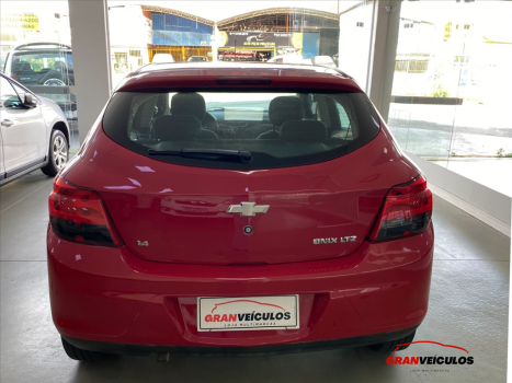 CHEVROLET Onix Hatch 1.4 4P FLEX LTZ, Foto 5