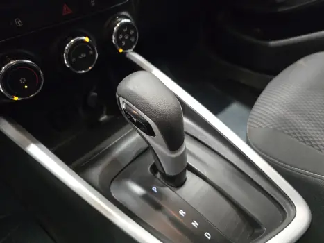 CHEVROLET Onix Hatch 1.0 12V 4P FLEX LT TURBO AUTOM�TICO, Foto 9