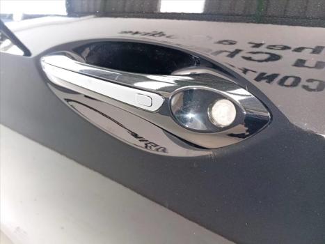 CHEVROLET Onix Hatch 1.0 12V 4P FLEX PREMIER TURBO AUTOM�TICO, Foto 6