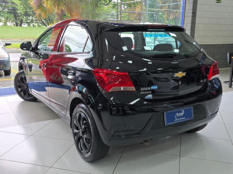 CHEVROLET Onix Hatch 1.4 4P FLEX LT, Foto 4