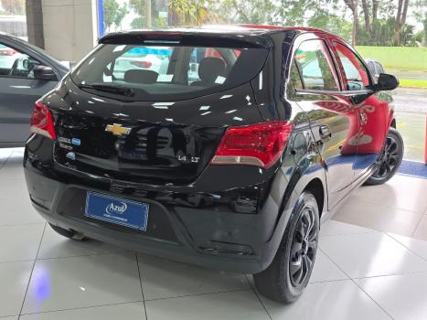 CHEVROLET Onix Hatch 1.4 4P FLEX LT, Foto 6