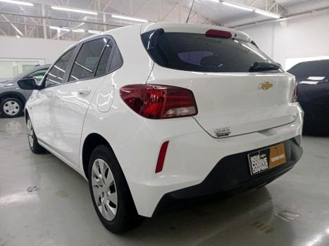 CHEVROLET Onix Hatch 1.0 4P FLEX LT, Foto 4