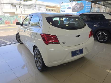 CHEVROLET Onix Hatch 1.0 4P FLEX JOY BLACK, Foto 4