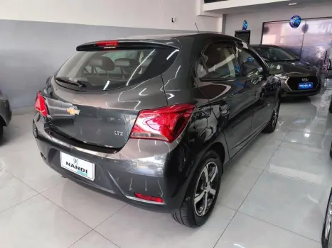 CHEVROLET Onix Hatch 1.4 4P FLEX ACTIV AUTOM�TICO, Foto 4