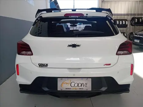 CHEVROLET Onix Hatch 1.0 12V 4P FLEX RS TURBO AUTOM�TICO, Foto 6