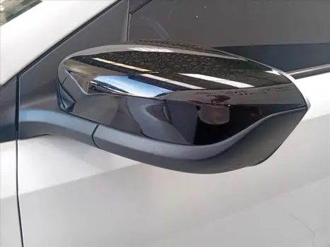 CHEVROLET Onix Hatch 1.0 12V 4P FLEX RS TURBO AUTOM�TICO, Foto 17