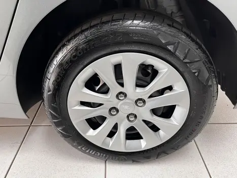 CHEVROLET Onix Hatch 1.0 4P FLEX LTZ TURBO AUTOM�TICO, Foto 10
