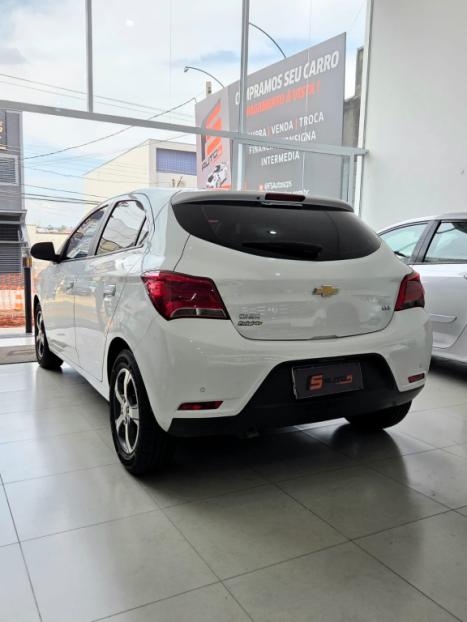 CHEVROLET Onix Hatch 1.4 4P FLEX LTZ AUTOM�TICO, Foto 3