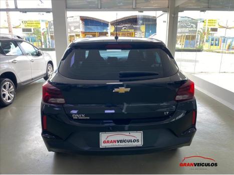 CHEVROLET Onix Hatch 1.0 4P FLEX LT, Foto 4